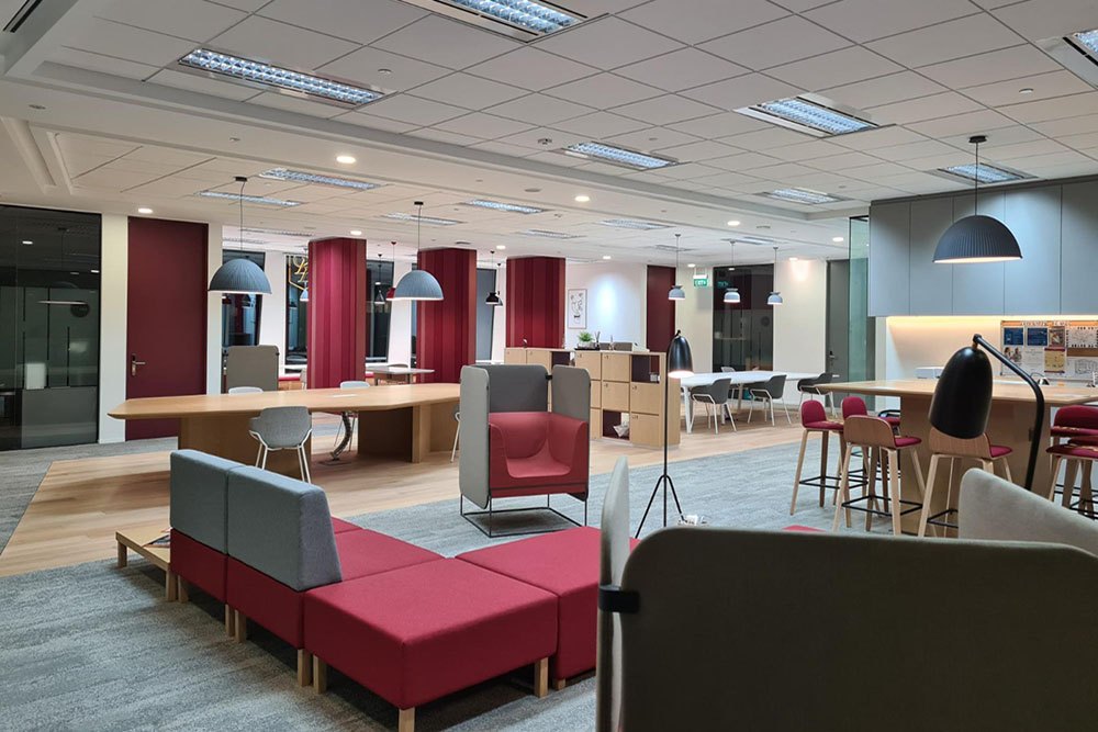 co_working_desk_spaces_find_the_right_workspace_1_title