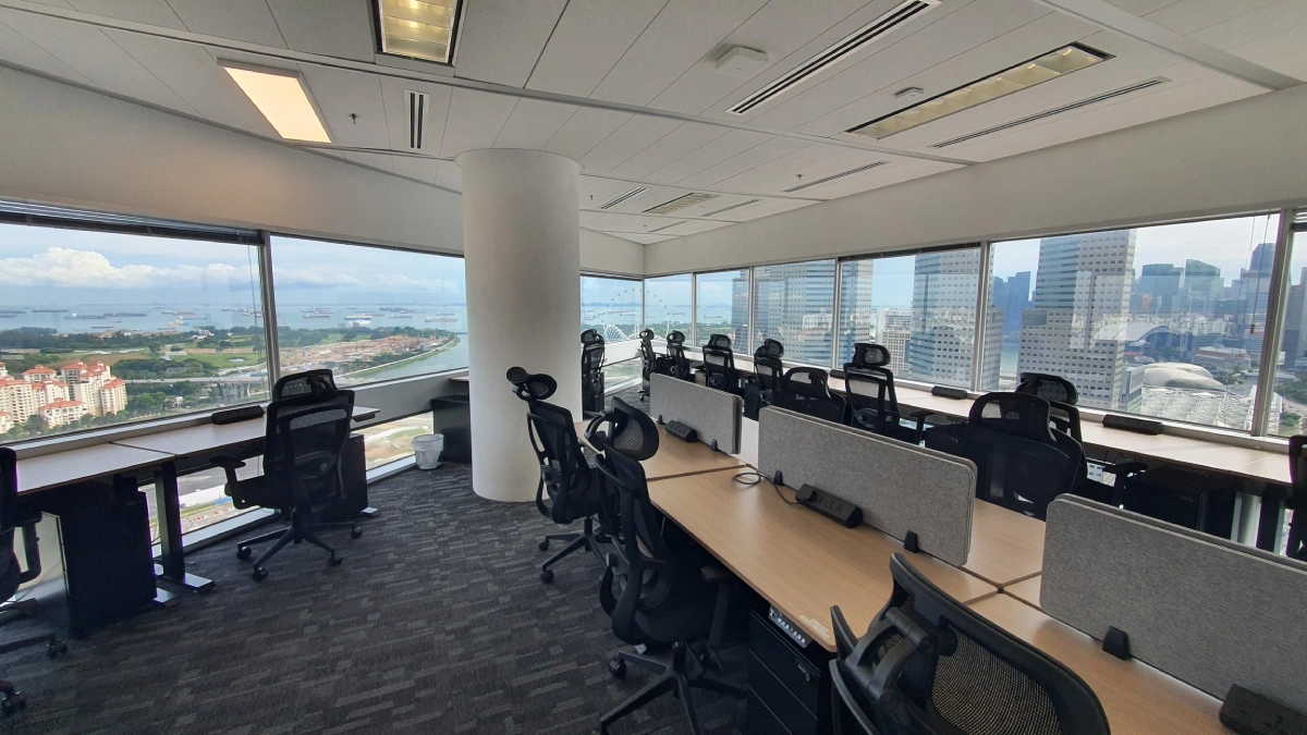 Mid-Sized Private Office